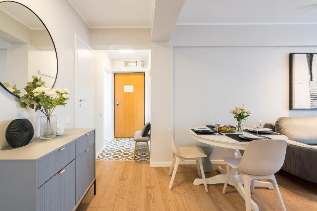 Downtown Modern - 2Br Apartment Букурещ Екстериор снимка
