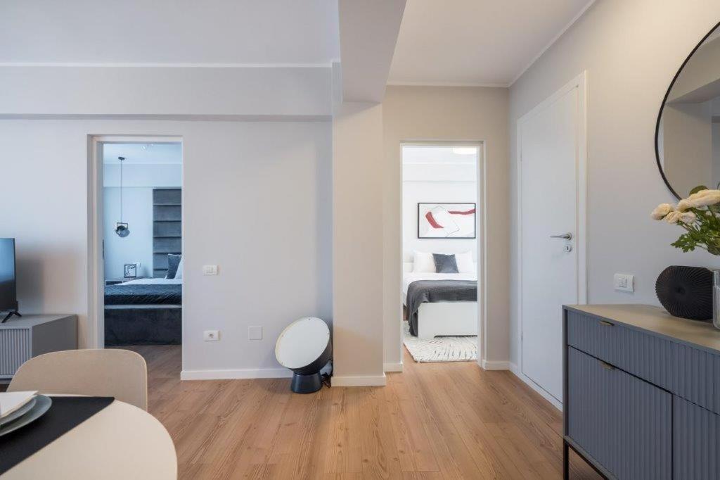 Downtown Modern - 2Br Apartment Букурещ Екстериор снимка